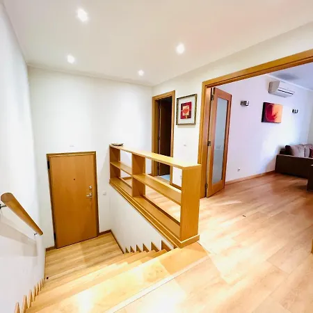 Luxurious 2 Bedroom Marina Village Olhão