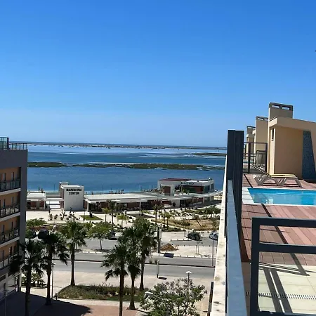 Luxurious 2 Bedroom Marina Village Appartement