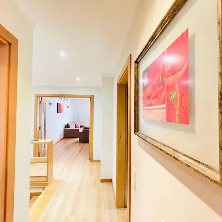Luxurious 2 Bedroom Marina Village