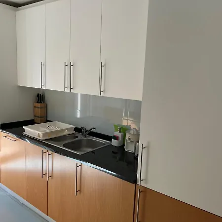 Apartment Luxurious 2 Bedroom Marina Village