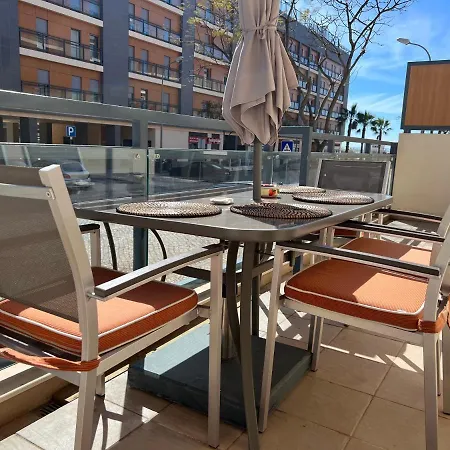 Luxurious 2 Bedroom Marina Village Apartment Olhao