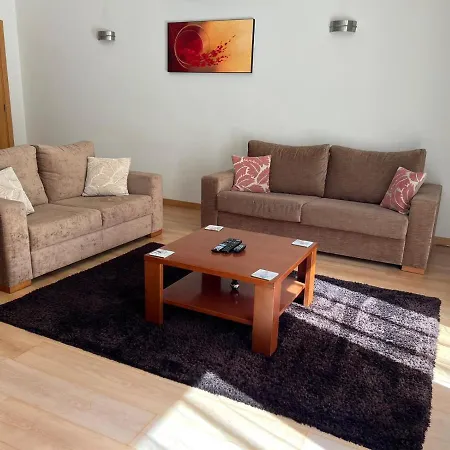 Luxurious 2 Bedroom Marina Village Apartment Olhao
