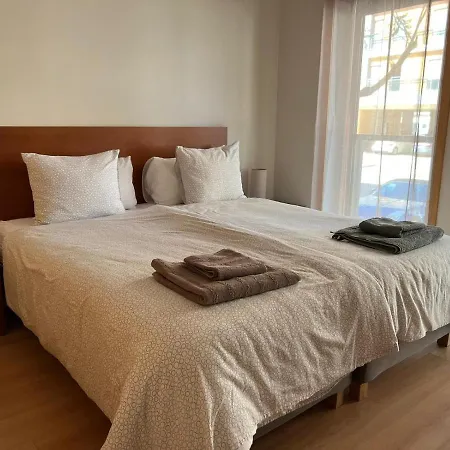 Luxurious 2 Bedroom Marina Village Apartment Olhao